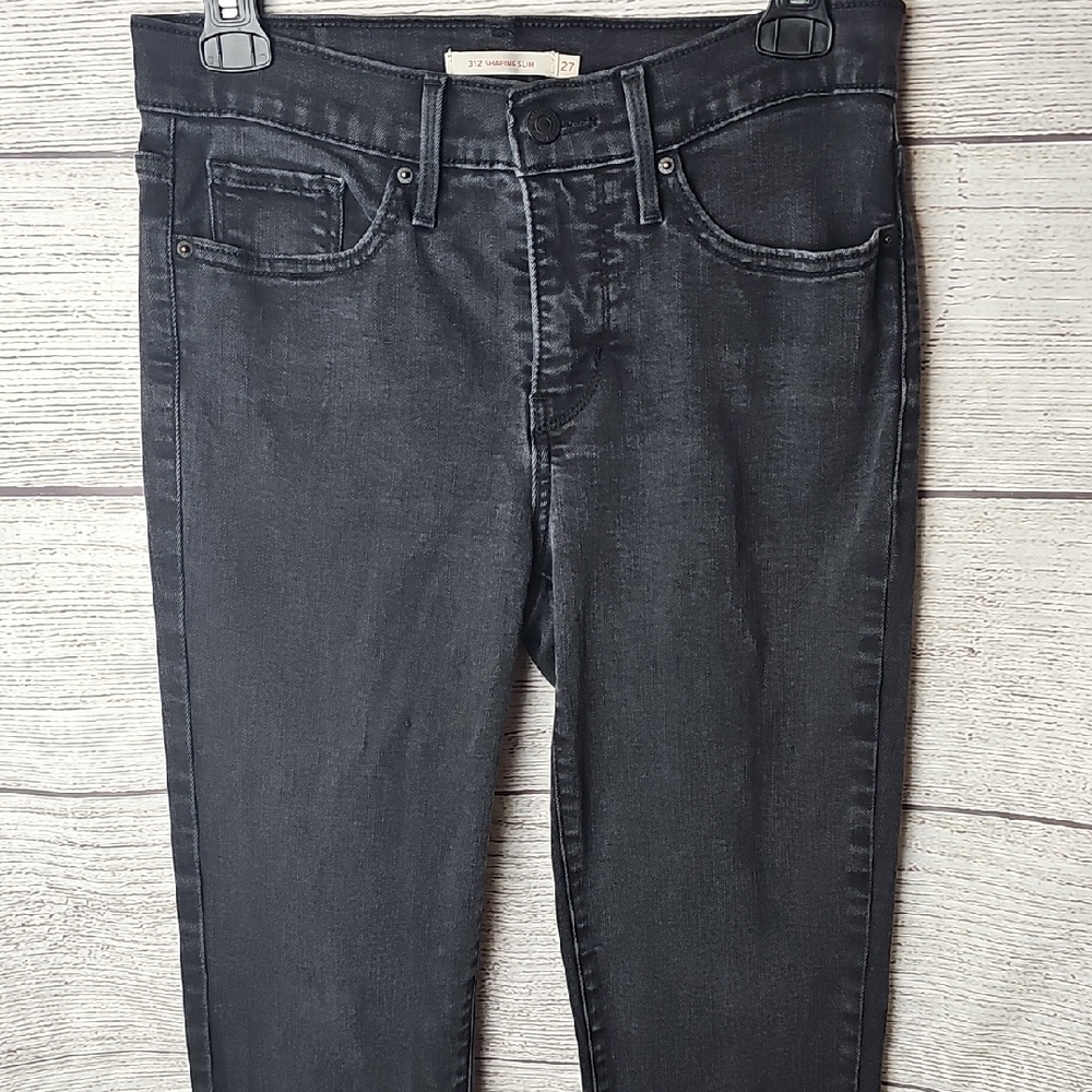 Levi's 312 Shaping Slim Straight